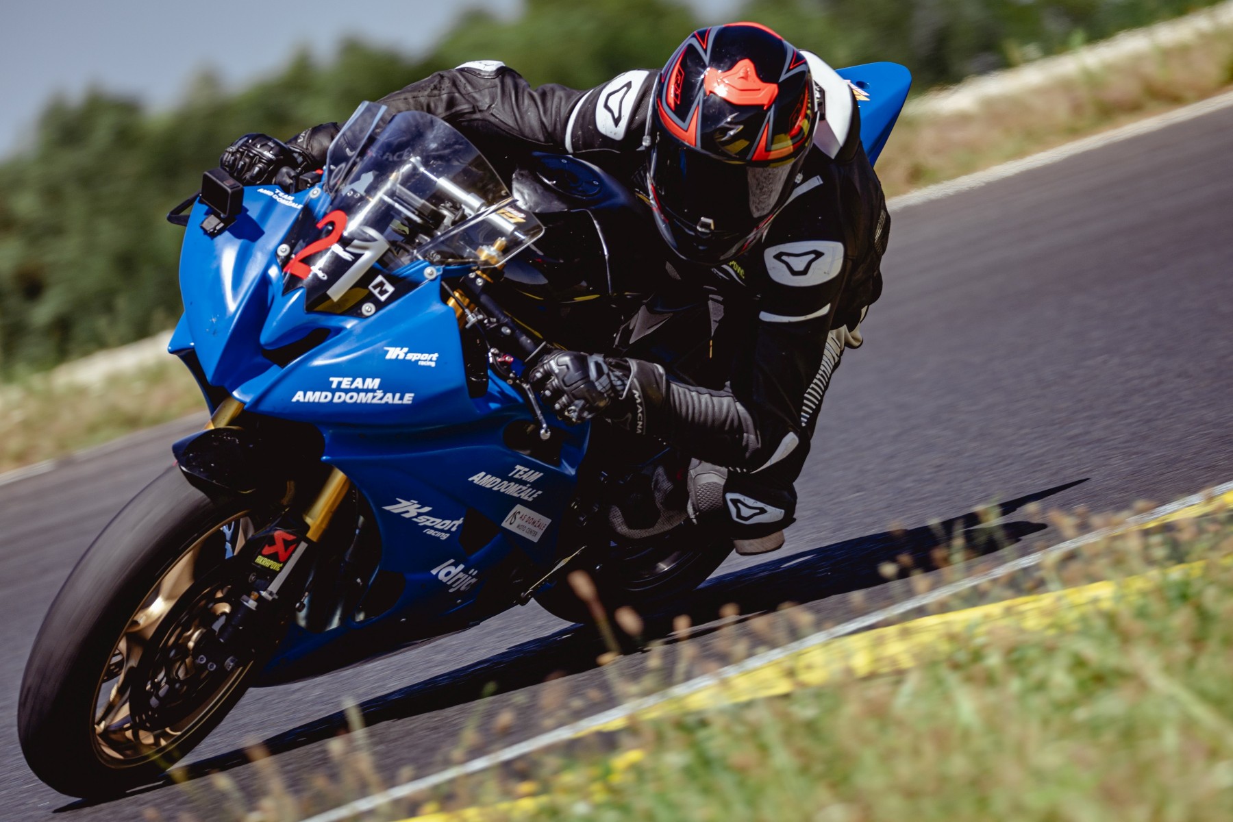 enej logar zakljucil sezono s tretjo zap zmago amd domzale