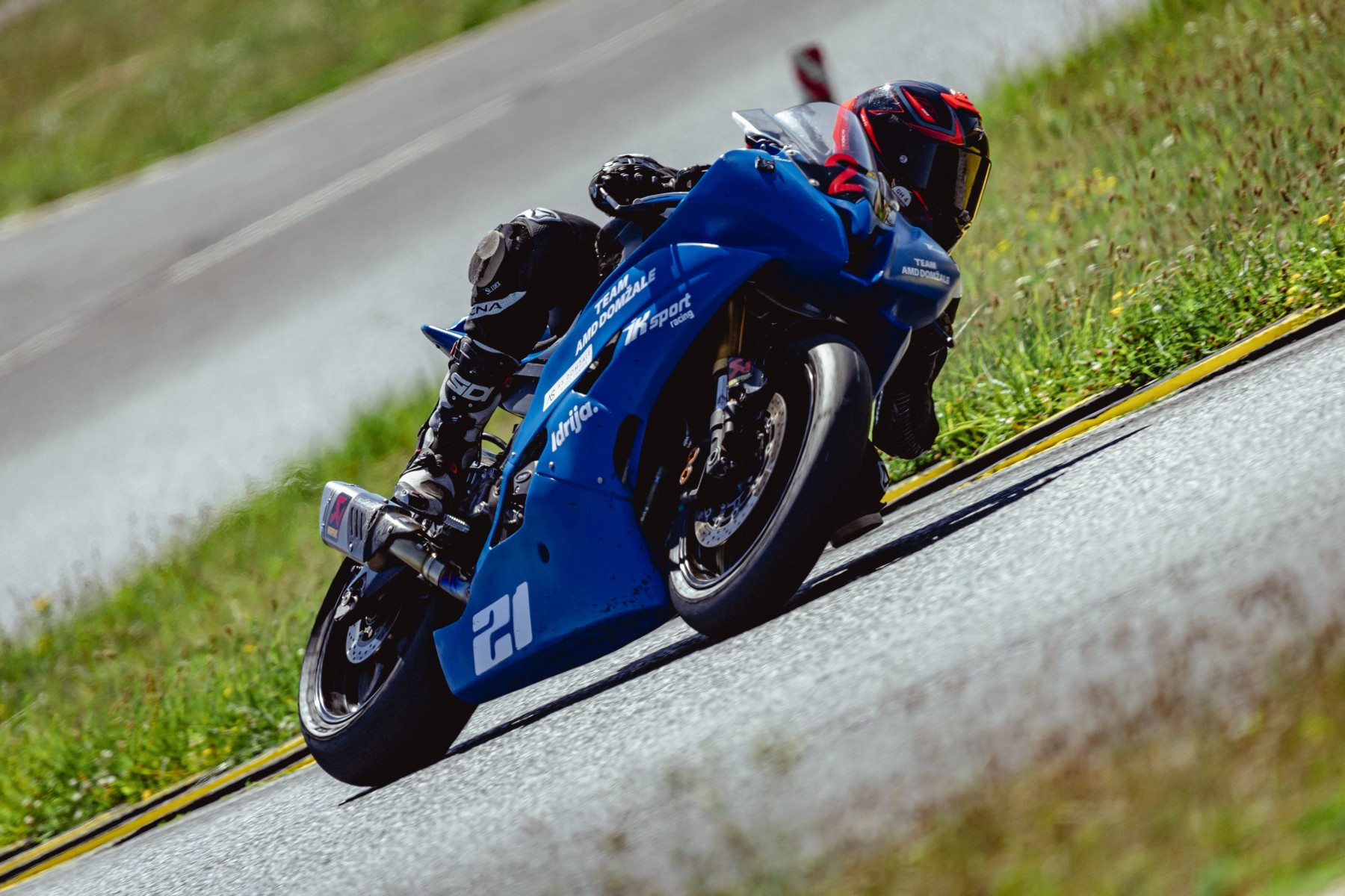 enej logar zakljucil sezono s tretjo zap zmago amd domzale