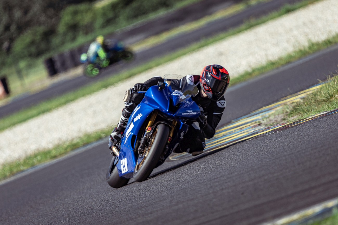 enej logar zakljucil sezono s tretjo zap zmago amd domzale